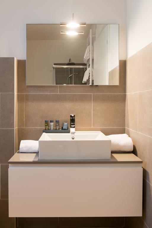 Myplace Prato Della Valle Apartments ปาโดวา ภายนอก รูปภาพ