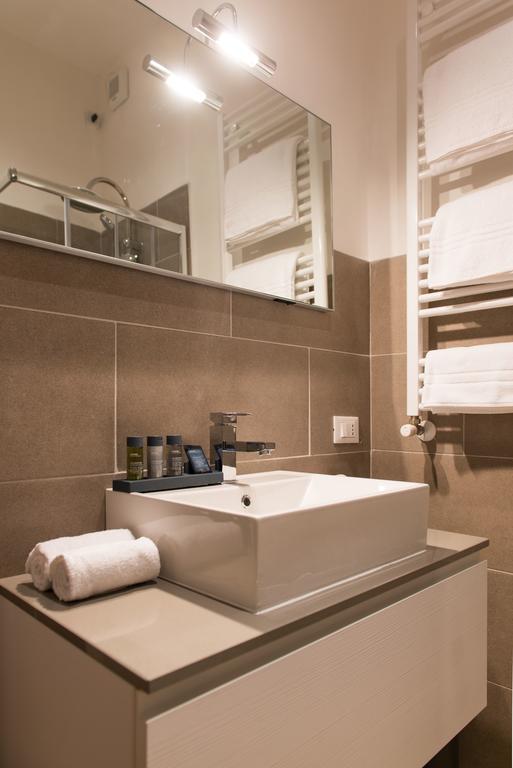 Myplace Prato Della Valle Apartments ปาโดวา ภายนอก รูปภาพ